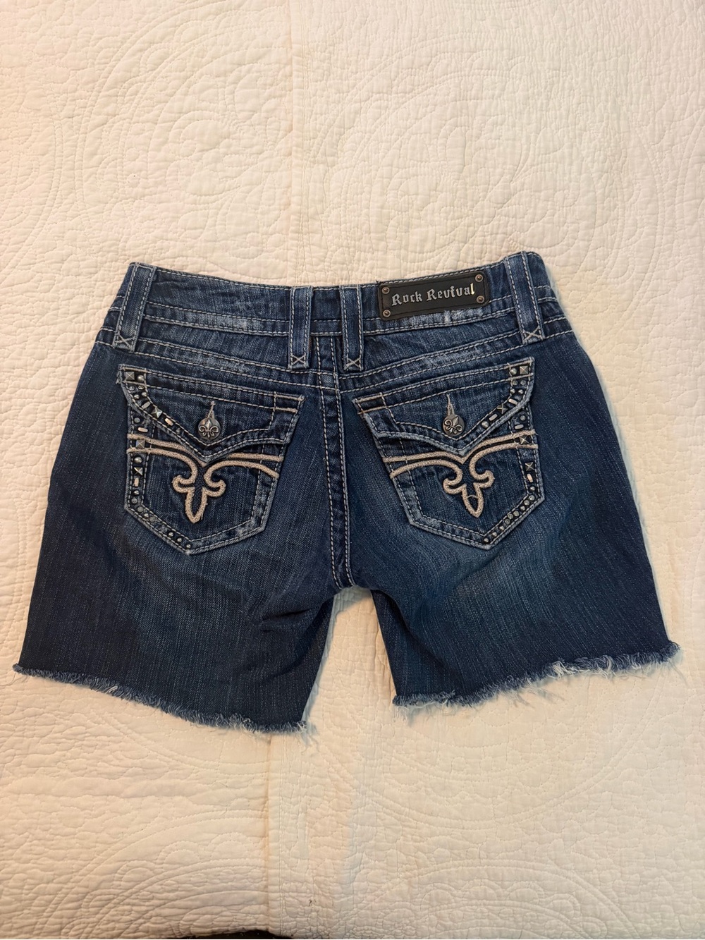 Rock Revival Sz 27 Embroidered Denim Cutoff Shorts